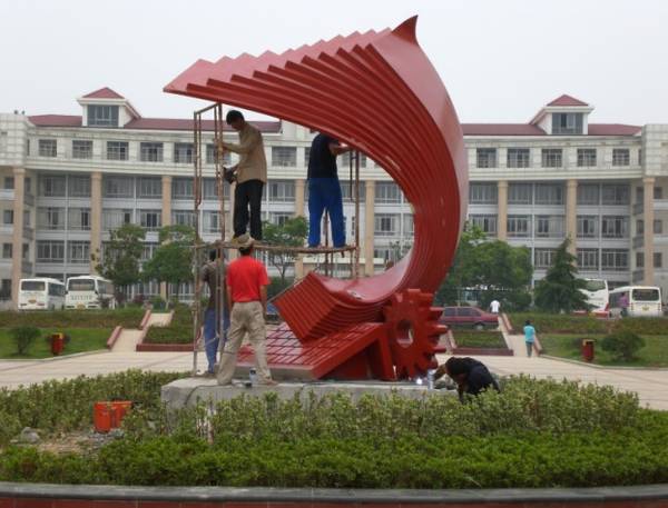 文(wén)達學院主雕及小(xiǎo)品