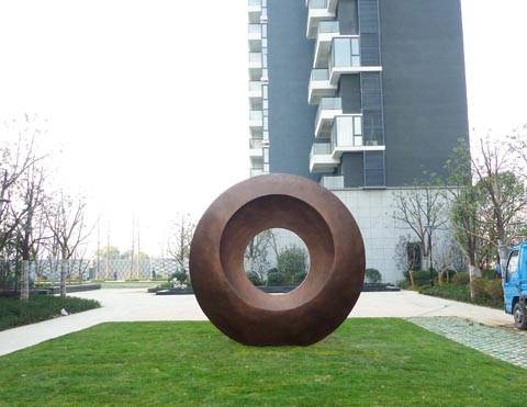 天鵝湖(hú)一(yī)号小(xiǎo)區(qū)群雕2