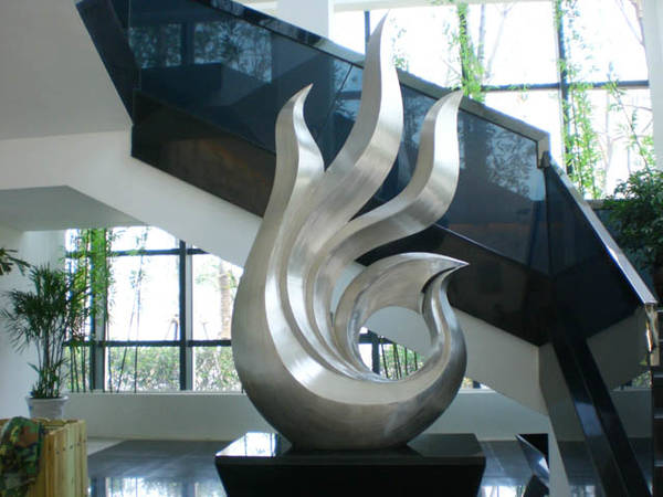 安徽蕪湖(hú)國(guó)貿天琴灣主雕B