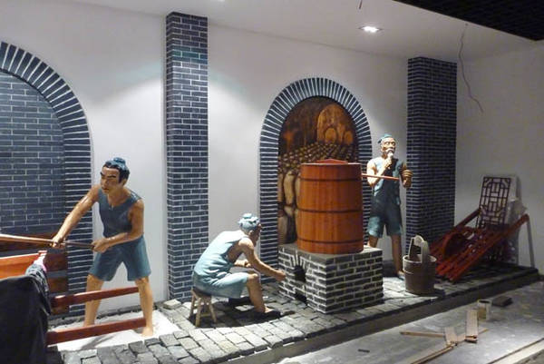 安徽黃(huáng)梅酒業(yè)酒文(wén)化(huà)展示館情景雕塑C