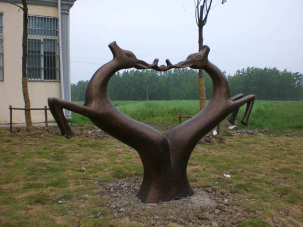 下(xià)塘計(jì)生(shēng)小(xiǎo)品雕塑《鹿》