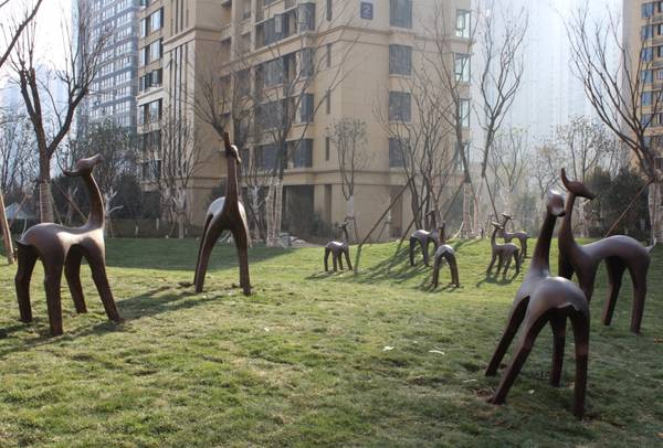 國(guó)貿天琴灣雕塑