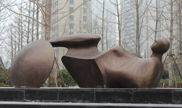 國(guó)貿天琴灣雕塑