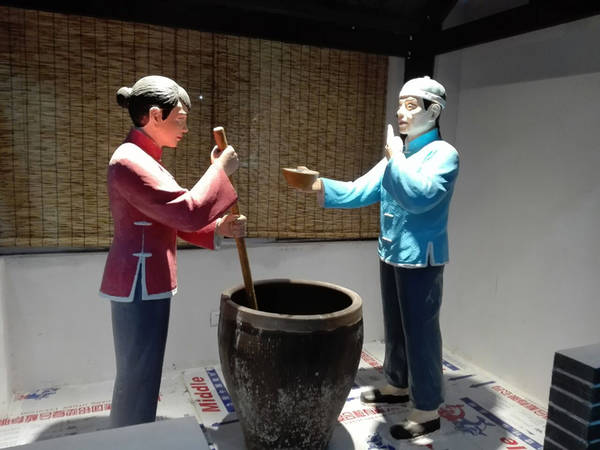 蒙城(chéng)縣民(mín)俗展館雕塑