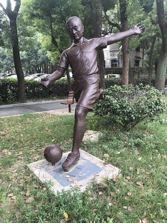 省體(tǐ)育局鑄銅