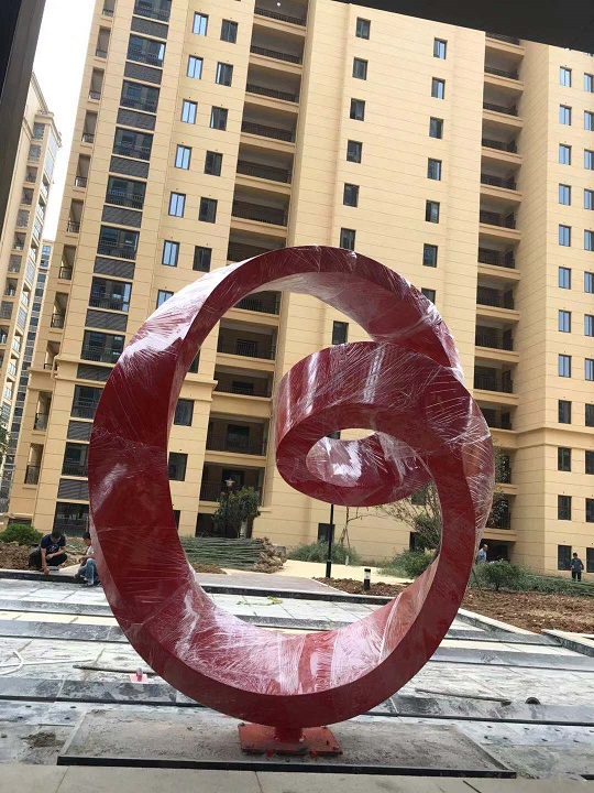 六安房(fáng)地(dì)産不(bù)鏽鋼雕塑